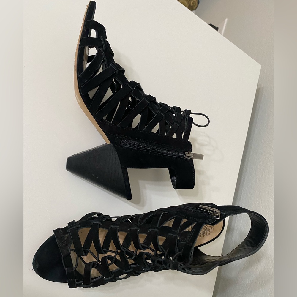 Vince Camuto Suede Caged Shootie Sandal Bootie Cut Out Black Cone Heel Size 10